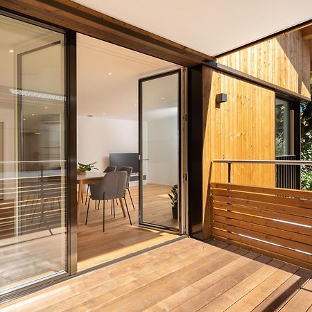 Moderne Neubauwohnung In Wilderswil Exteriér fotografie
