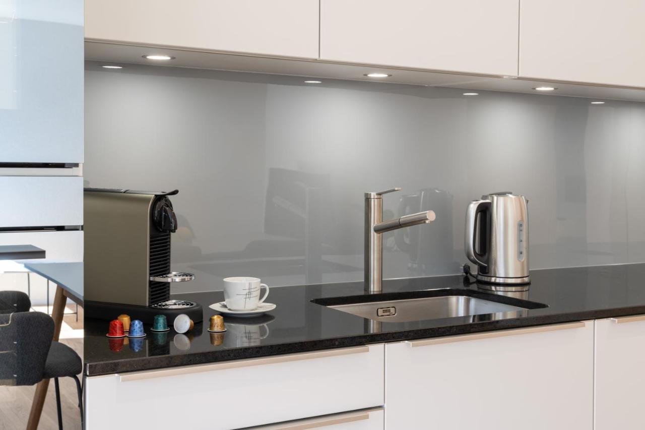Moderne Neubauwohnung In Wilderswil Exteriér fotografie